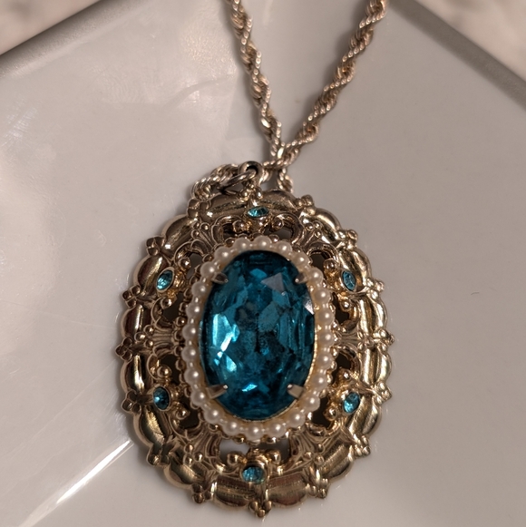 Coro Jewelry - Vintage Coro Pegasus Blue Topaz Oval Pendant Necklace